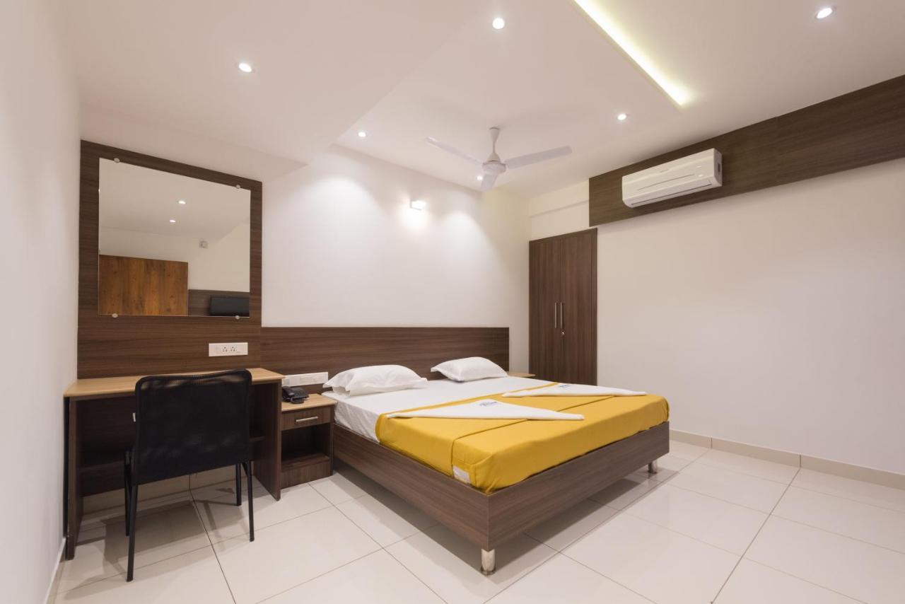Hotel Karuna Residency Mangalore Extérieur photo