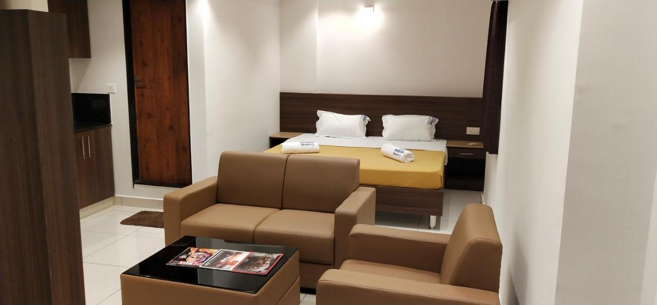 Hotel Karuna Residency Mangalore Extérieur photo